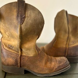 Kids Ariat Boots - Big Kids Size 3